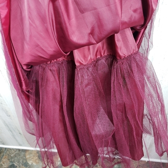 New teeze me burgundy lace flower spaghetti strap formal dress women's size 14 - Picture 8 of 16